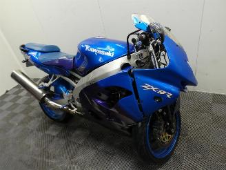 dañado motos Kawasaki  ZX9 R 1999/10