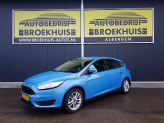 Salvage car Ford Focus 1.0 Trend 2016/2
