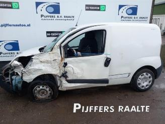 Damaged car Peugeot Bipper Bipper (AA), Van, 2008 1.4 2013/8
