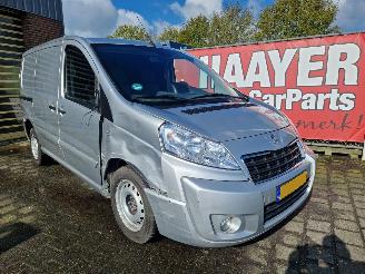 damaged commercial vehicles Peugeot Expert 2.0 hdi l1h1 navteq 2 2013/10
