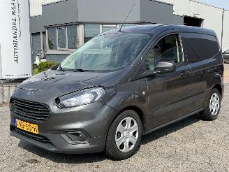 Coche accidentado Ford Transit Courier Van 1.5 TDCI Trend Start&Stop 2021/11