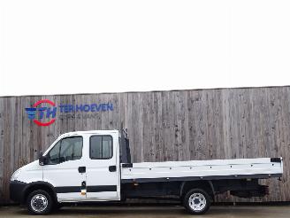 Auto incidentate Iveco Daily 35C15 3.0 HPi Dubbel Cabine 7-Persoons 107KW Euro 4 2006/11