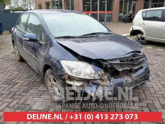 škoda osobní automobily Toyota Auris Auris (E15), Hatchback, 2006 / 2012 1.8 16V HSD Full Hybrid 2012/3
