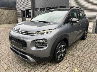 Salvage car Citroën C3 Aircross 1.2 Pure-tech AUTOMAAT / CLIMA / CRUISE / PDC 2019/8