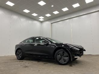 Dezmembrări autoturisme Tesla Model 3 Standard RWD Plus Panoramadak 2019/11