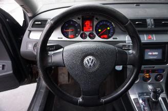 Volkswagen Passat 2.0 TDI 125kW Automaat Highline Business picture 16