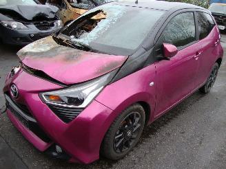 Damaged car Toyota Aygo  2018/1