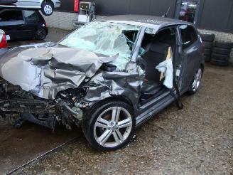 skadebil auto Volkswagen Polo  2014/1