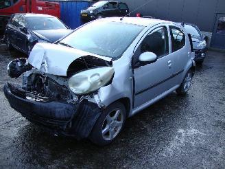 Coche accidentado Citroën C1  2010/1