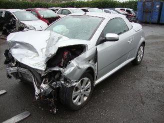Damaged car Opel Tigra  2008/1