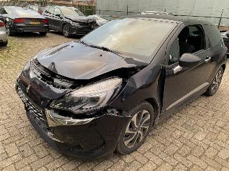 damaged commercial vehicles Citroën DS3 1.2 Pure Tech   ( 55181 Km ) 2017/3