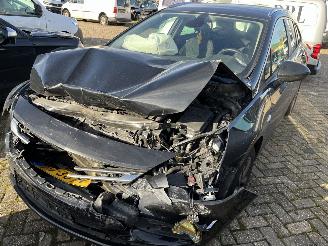 Auto incidentate Opel Astra Sports Tourer 1.0 Online Edition 2017/6