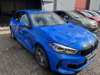 BMW 1-serie 118i High Executive Edition Automaat ( Panorama dak ) picture 3