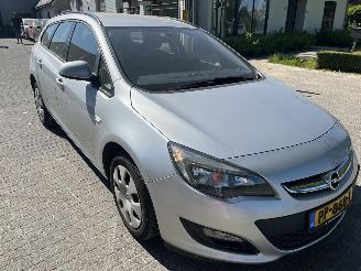 Opel Astra 1.4 Edition Stationcar picture 3