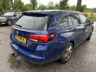 Opel Astra Sports Tourer 1.5 CDTI Business Edition picture 4