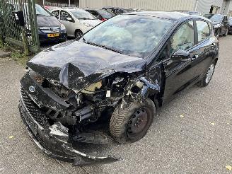 Coche accidentado Ford Fiesta 1.0 EcoBoost Connected 2020/11