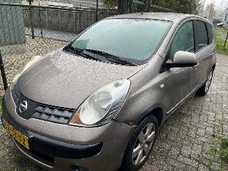 Vaurioauto  commercial vehicles Nissan Note 1.6 First Note 2006/5