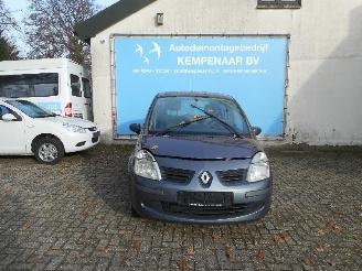 uszkodzony skutery Renault Modus Modus/Grand Modus (JP) MPV 1.5 dCi 85 (K9K-760(Euro 4)) [63kW]  (12-20=
04/12-2012) 2010/12