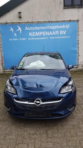 Auto incidentate Opel Corsa Corsa E Hatchback 1.3 CDTi 16V ecoFLEX (B13DTE(Euro 6)) [70kW]  (09-20=
14/...) 2016/11