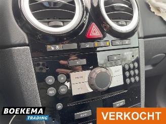 Opel Corsa 1.4-16V Aut. Cosmo Stoel/Stuur verw. Airco Cruise picture 17