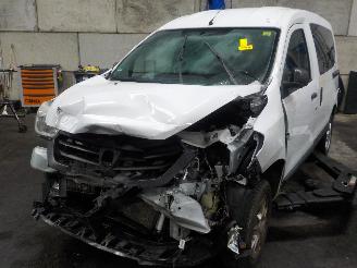uszkodzony samochody osobowe Dacia Dokker Dokker (0S) MPV 1.5 dCi 90 (K9K-626(K9K-E6)) [66kW]  (06-2015/...) 2016/6