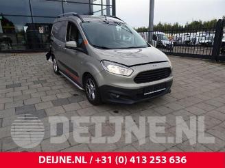 occasion passenger cars Ford Courier  2015/5