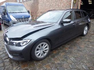 Coche siniestrado BMW 3-serie Touring 2020/6