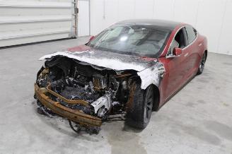 Démontage voiture Tesla Model S  2019/11