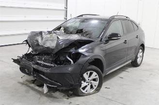 Damaged car Volkswagen Taigo  2022/9