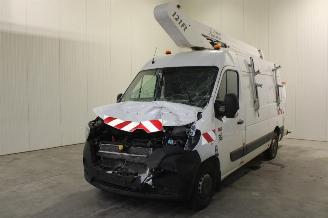 dañado vehículos comerciales Renault Master  2021/6