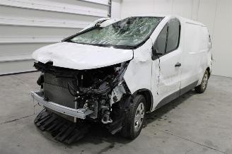 Unfallwagen Renault Trafic  2023/9