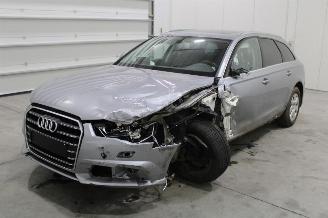 uszkodzony samochody osobowe Audi A6  2018/4