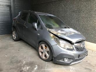 skadebil auto Opel Mokka SUV 2014 1.7 CDTI 16V 4x2 SUV  Diesel 1.686cc 96kW (131pk) FWD 2014/9