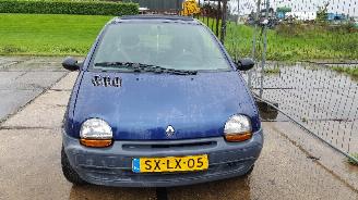 Coche siniestrado Renault Twingo Twingo (C/S06) Hatchback 1.2 (D7F-700) [43kW]  (05-1996/06-2007) 1998/2