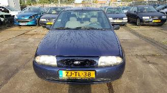 krockskadad bil auto Ford Fiesta Fiesta IV/V Hatchback 1.3i (J4J) [44kW]  (08-1995/01-2002) 1999/5