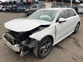 rozbiórka samochody osobowe Mercedes A-klasse  2019/1
