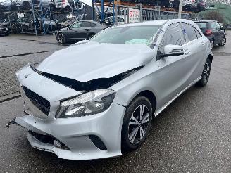 Vaurioauto  passenger cars Mercedes A-klasse  2018/1