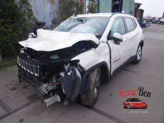 damaged commercial vehicles Jeep Compass  2019/1