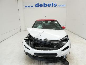 Damaged car Citroën C3 1.2  III FEEL 2020/2