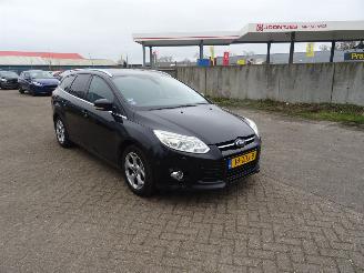 Salvage car Ford Focus 1.0 Ecoboost 2012/10