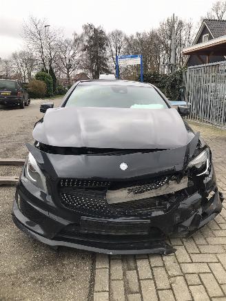Auto incidentate Mercedes Cla-klasse CLA 220 D SHOOTINGBREAK 2015/9