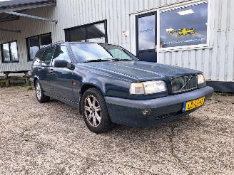 škoda strojů Volvo 850 2.5 I AUTOMATIC. 1995/2