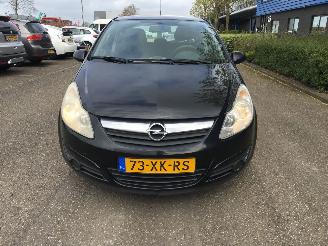 Opel Corsa 1.2 5drs airco picture 3